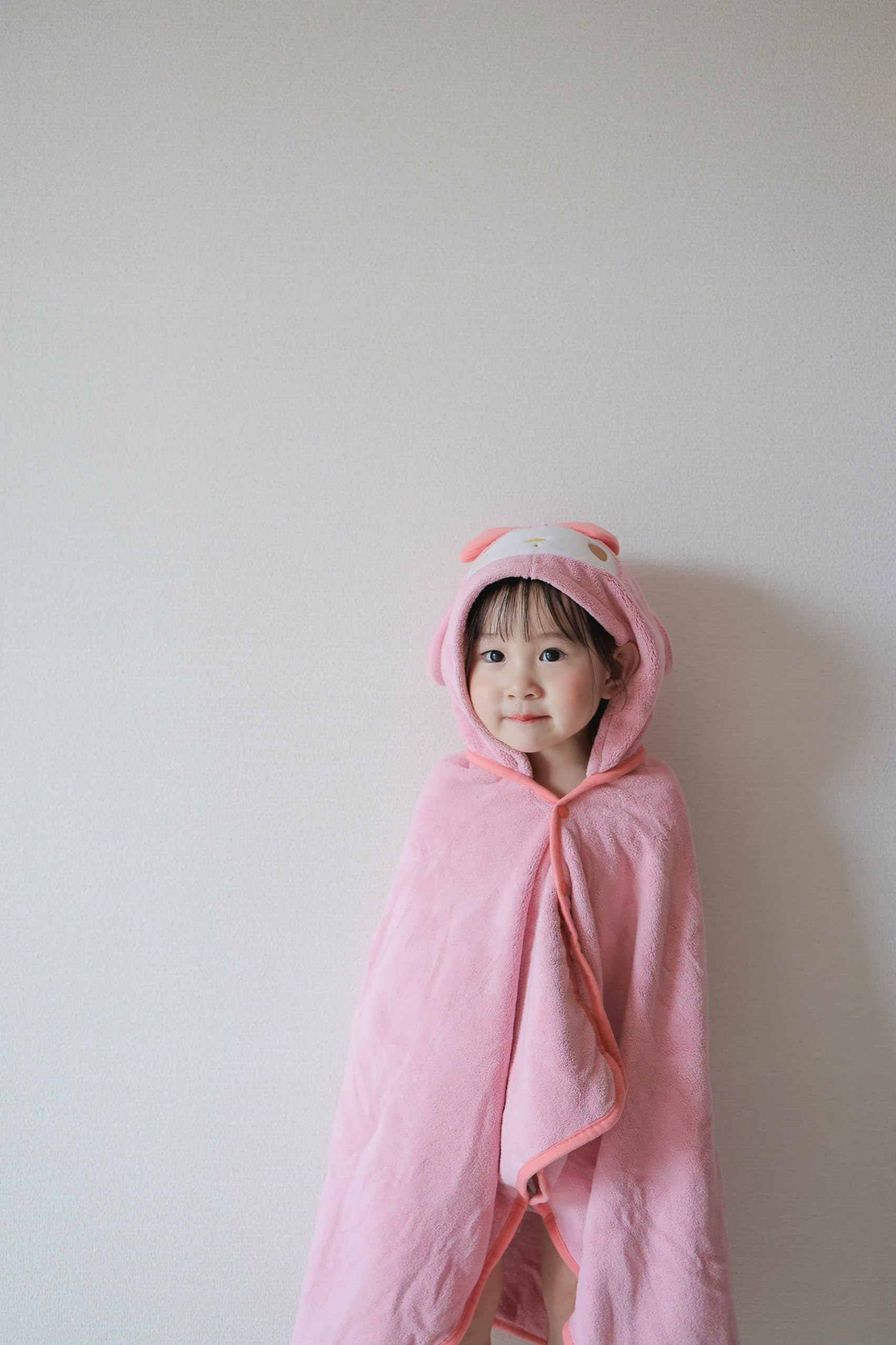 Amazon｜スケーター(Skater) フード付 バスポンチョ 縦108×横92cm 吸水